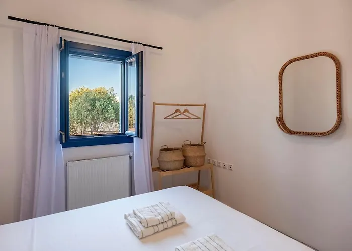 Bianca - Sunset And Access Kampos (Antiparos)